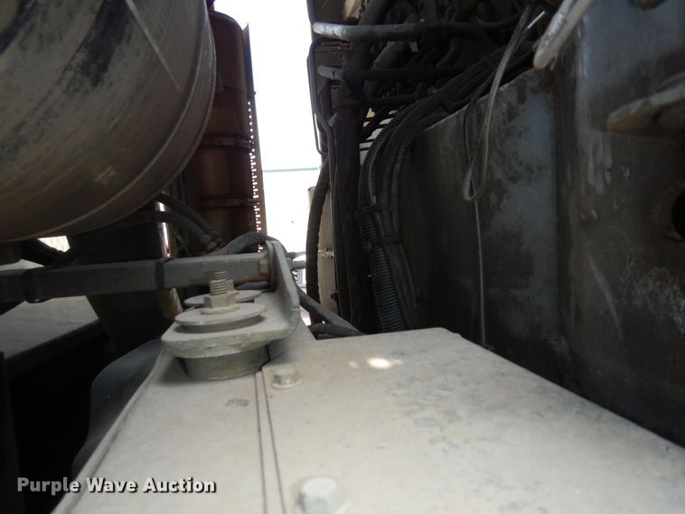 image for item DN1625 2015 Mack LEU633 Mammoth  refuse truck