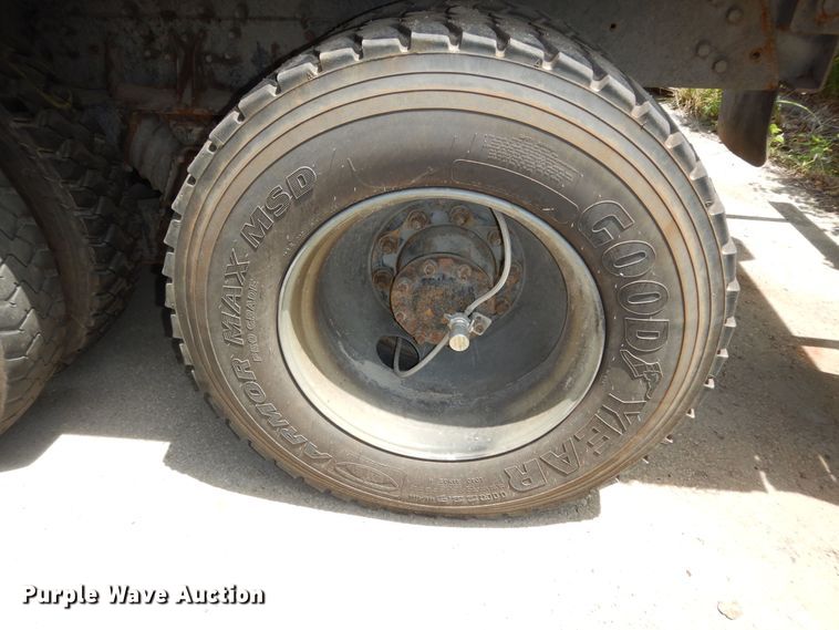 image for item DN1625 2015 Mack LEU633 Mammoth  refuse truck