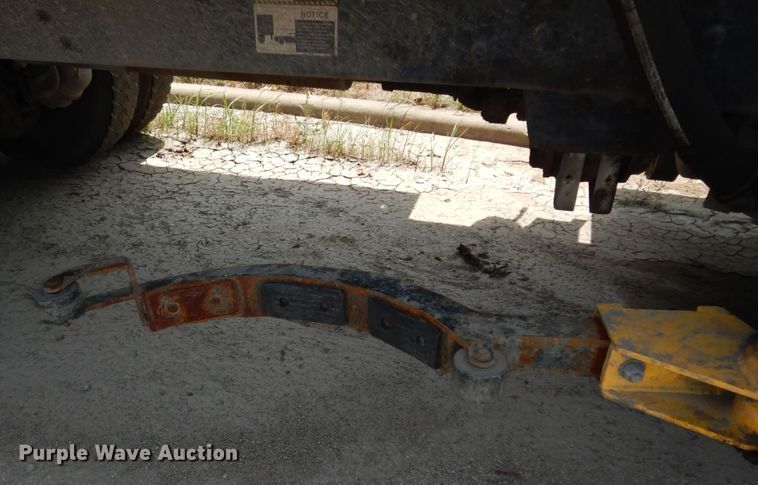 image for item DN1627 2013 Mack LEU613  refuse truck