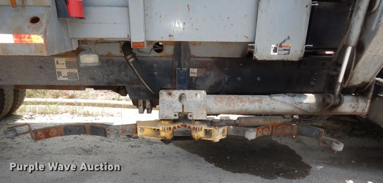 image for item DN1627 2013 Mack LEU613  refuse truck