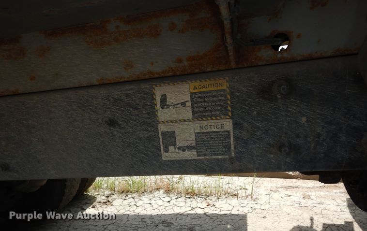 image for item DN1627 2013 Mack LEU613  refuse truck