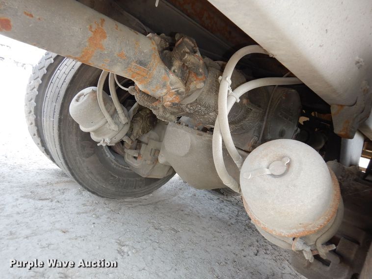 image for item DN1627 2013 Mack LEU613  refuse truck