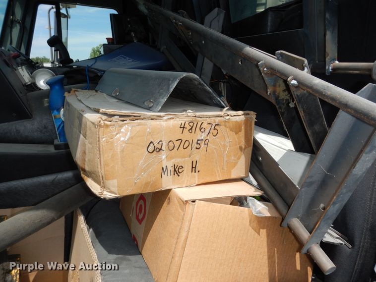 image for item DN1627 2013 Mack LEU613  refuse truck