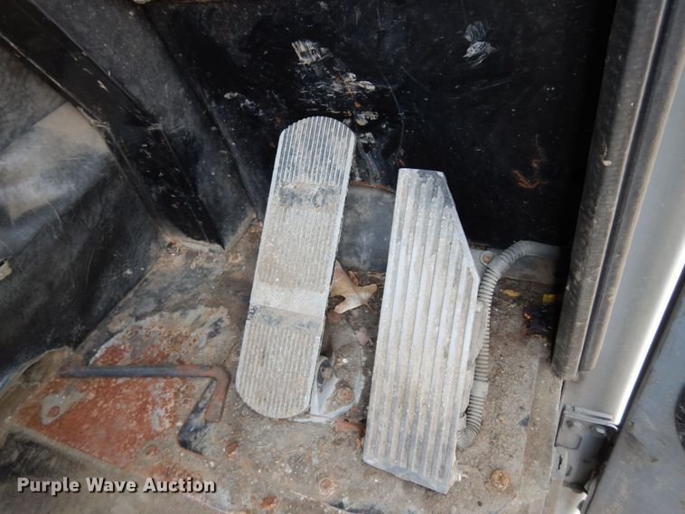 image for item DN1627 2013 Mack LEU613  refuse truck