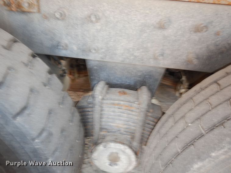 image for item DN1627 2013 Mack LEU613  refuse truck