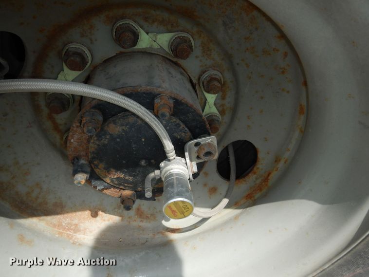 image for item DN1627 2013 Mack LEU613  refuse truck