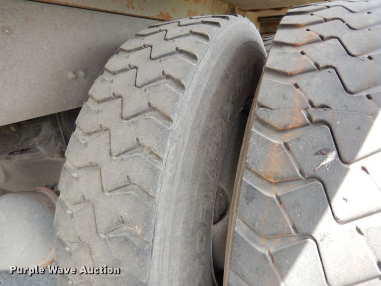 image for item DN1627 2013 Mack LEU613  refuse truck