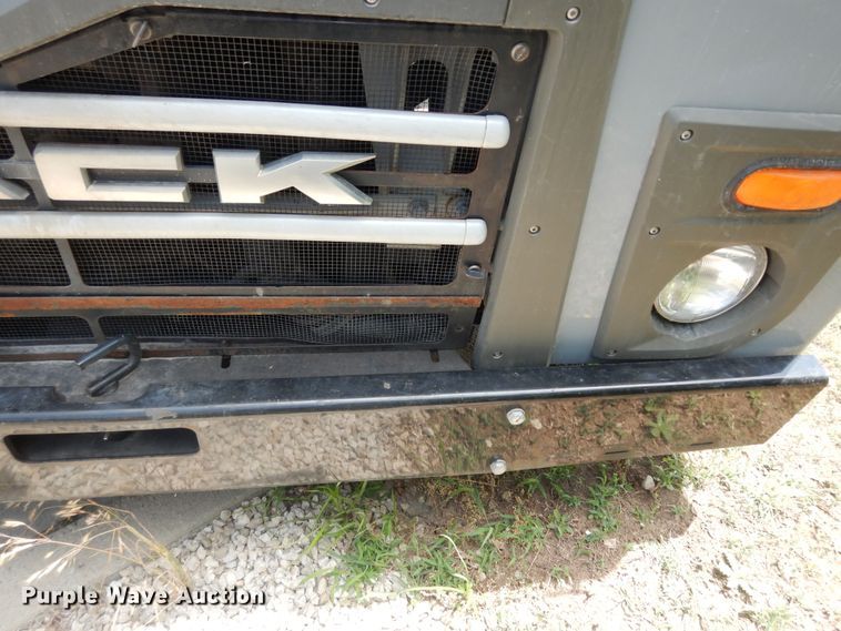 image for item DN1628 2014 Mack LEU613  refuse truck