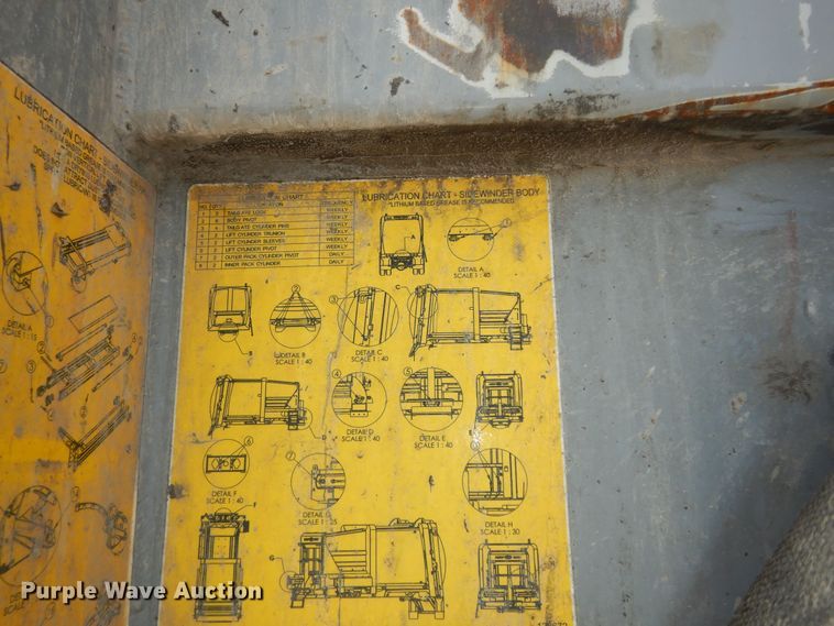 image for item DN1628 2014 Mack LEU613  refuse truck