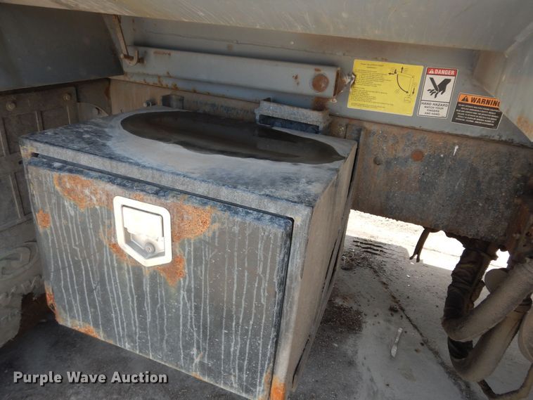 image for item DN1628 2014 Mack LEU613  refuse truck