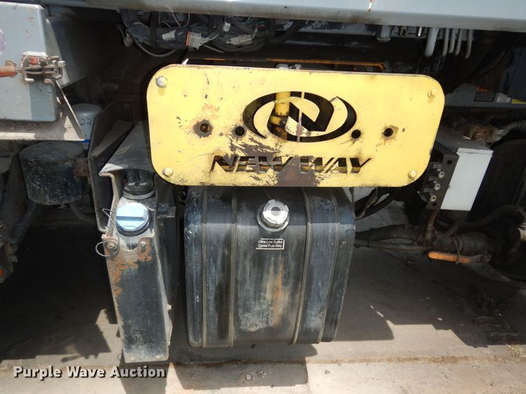 image for item DN1628 2014 Mack LEU613  refuse truck