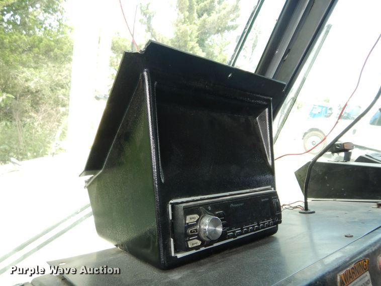 image for item DN1628 2014 Mack LEU613  refuse truck