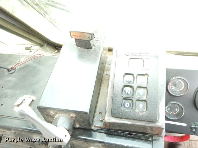 image for item DN1628 2014 Mack LEU613  refuse truck