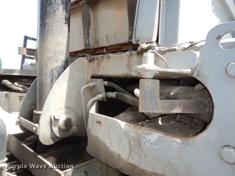 image for item DN1628 2014 Mack LEU613  refuse truck