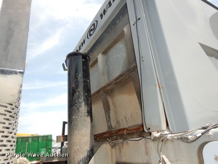 image for item DN1628 2014 Mack LEU613  refuse truck