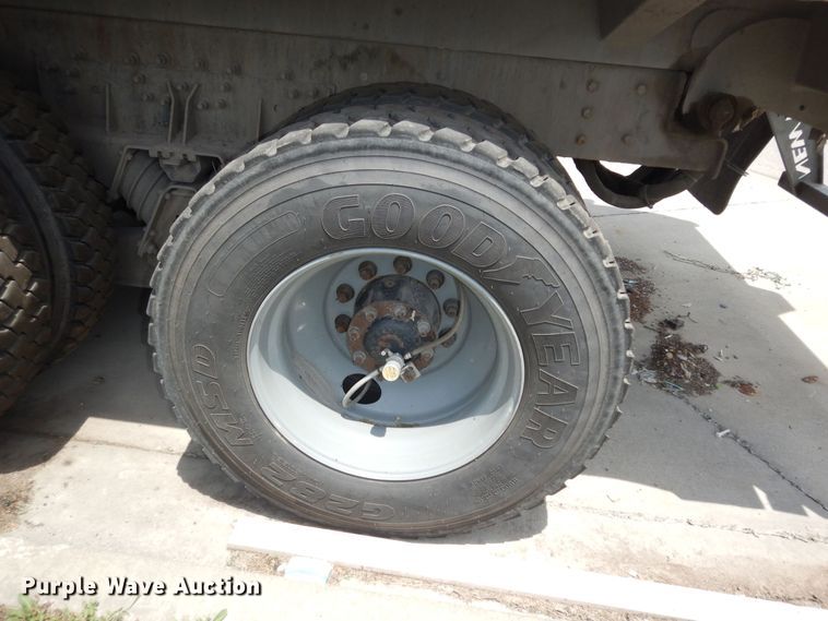 image for item DN1628 2014 Mack LEU613  refuse truck