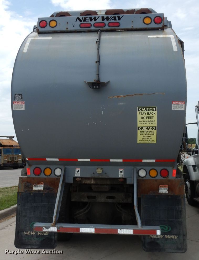 image for item DN1629 2015 Mack LEU633 Mammoth  refuse truck