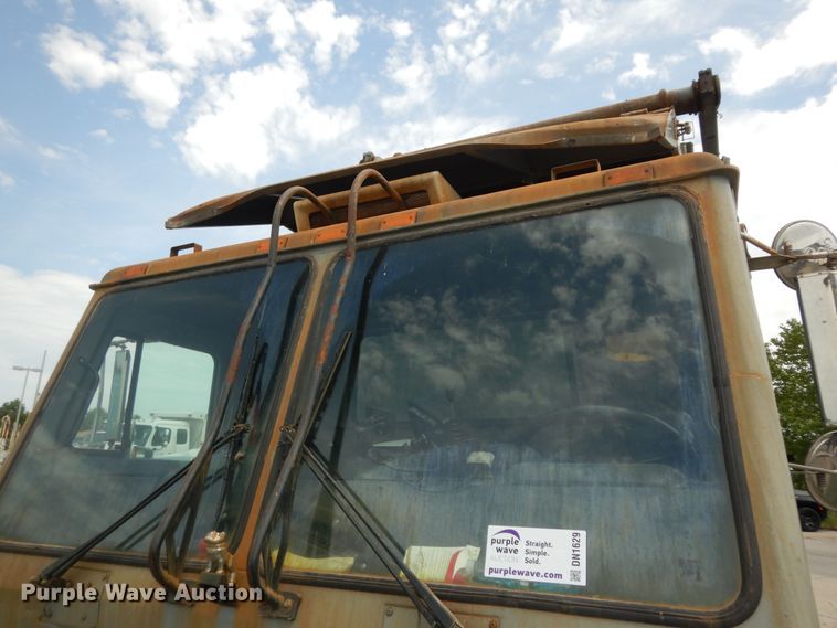 image for item DN1629 2015 Mack LEU633 Mammoth  refuse truck