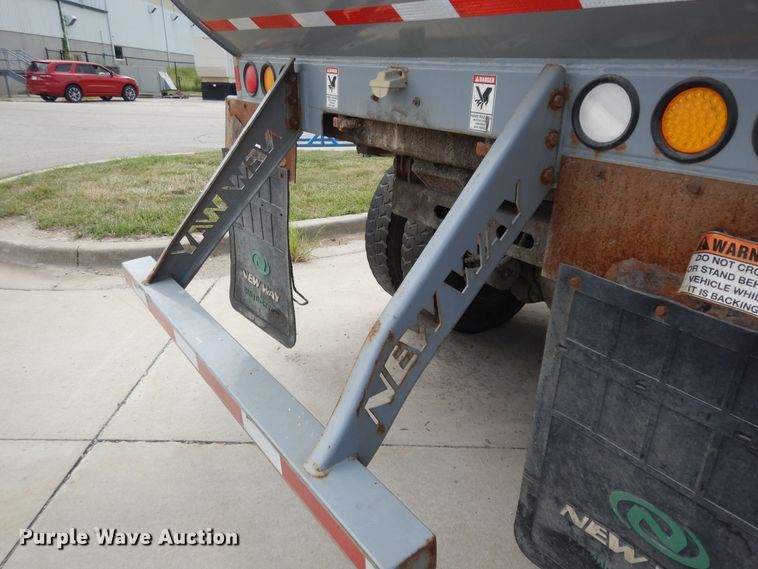 image for item DN1629 2015 Mack LEU633 Mammoth  refuse truck