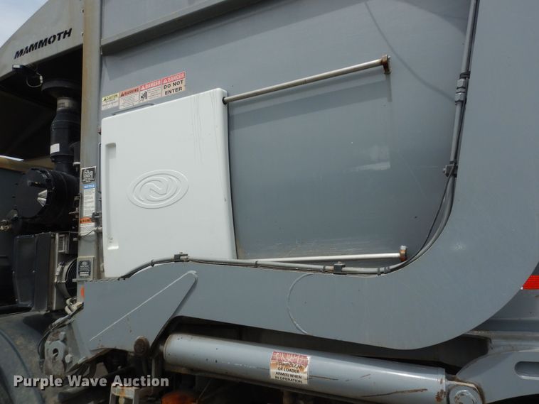 image for item DN1629 2015 Mack LEU633 Mammoth  refuse truck