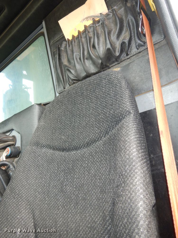 image for item DN1629 2015 Mack LEU633 Mammoth  refuse truck