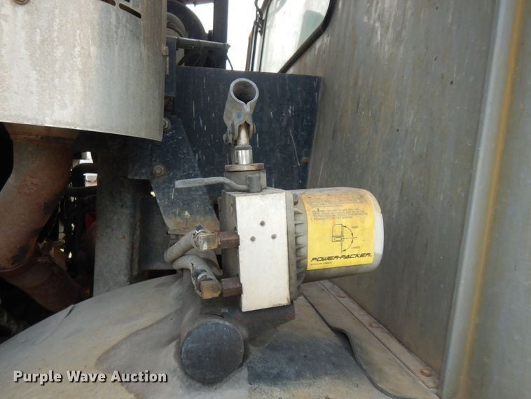 image for item DN1629 2015 Mack LEU633 Mammoth  refuse truck