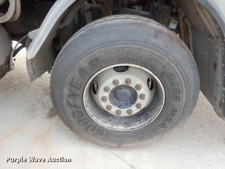 image for item DN1629 2015 Mack LEU633 Mammoth  refuse truck