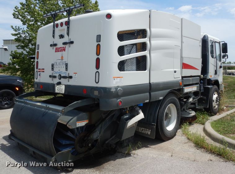 image for item DN1630 2014 Auto Car ACMD42  street sweeper truck