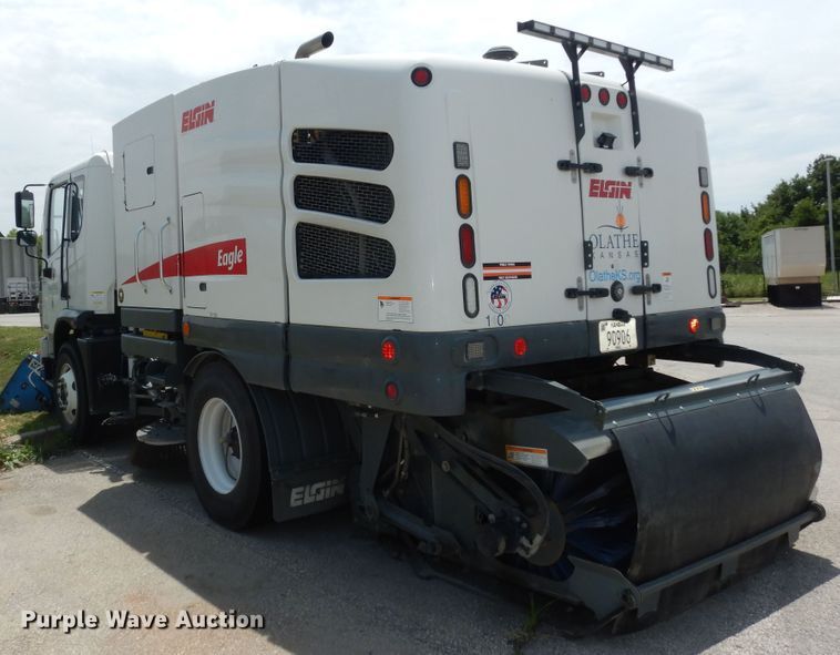 image for item DN1630 2014 Auto Car ACMD42  street sweeper truck