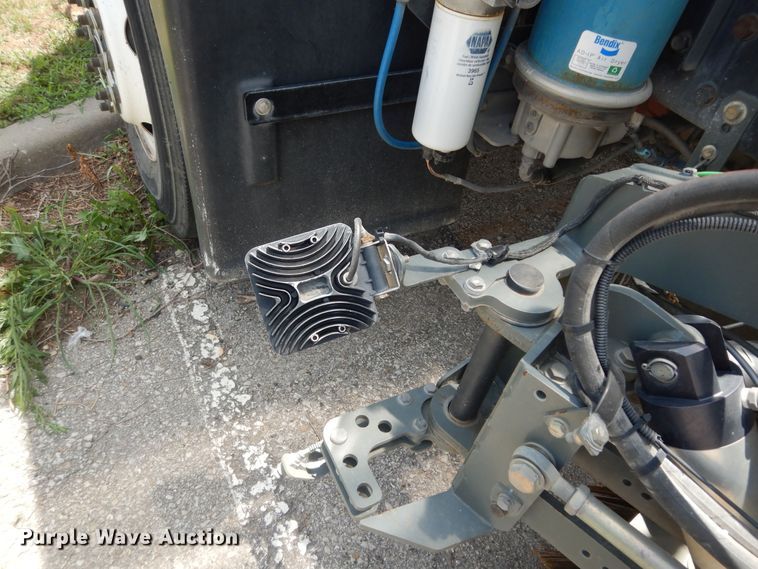 image for item DN1630 2014 Auto Car ACMD42  street sweeper truck