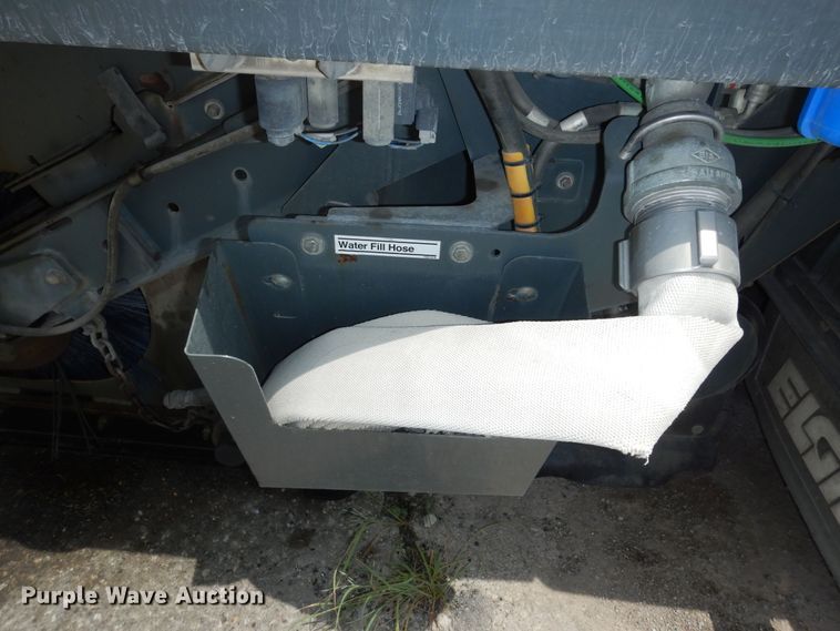 image for item DN1630 2014 Auto Car ACMD42  street sweeper truck