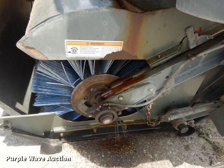 image for item DN1630 2014 Auto Car ACMD42  street sweeper truck