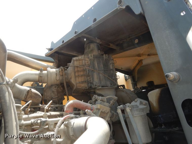 image for item DN1630 2014 Auto Car ACMD42  street sweeper truck