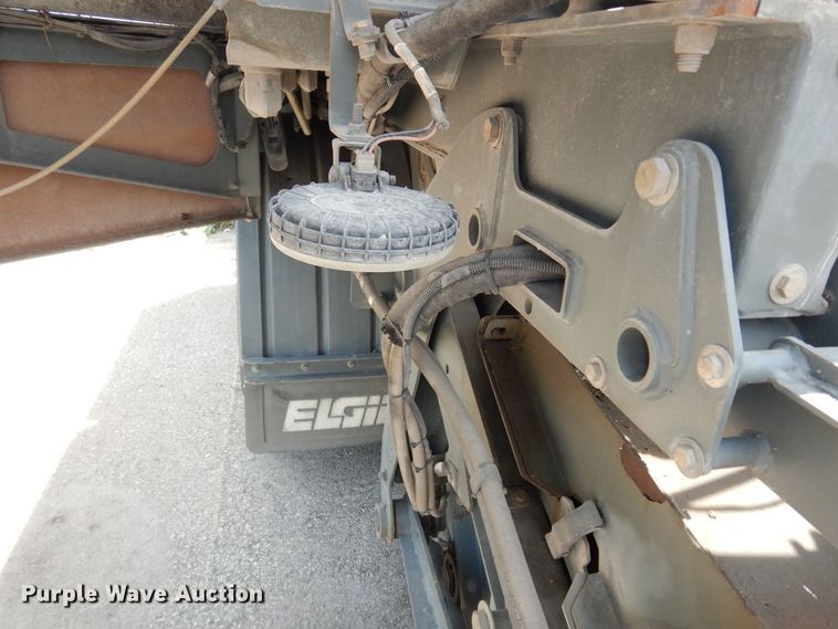 image for item DN1630 2014 Auto Car ACMD42  street sweeper truck