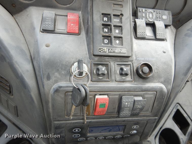 image for item DN1630 2014 Auto Car ACMD42  street sweeper truck