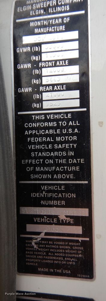 image for item DN1630 2014 Auto Car ACMD42  street sweeper truck