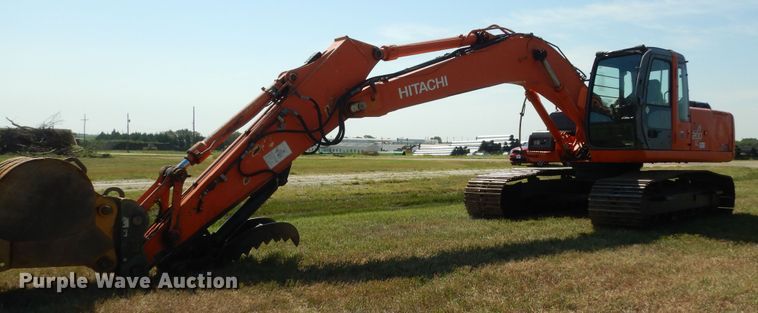 image for item DN1659 2006 Hitachi ZX200LC  excavator