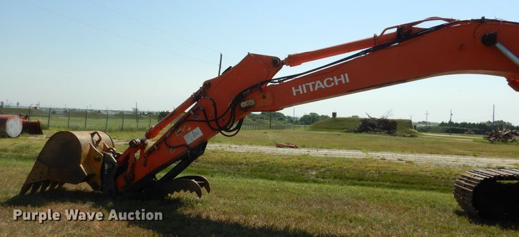 image for item DN1659 2006 Hitachi ZX200LC  excavator