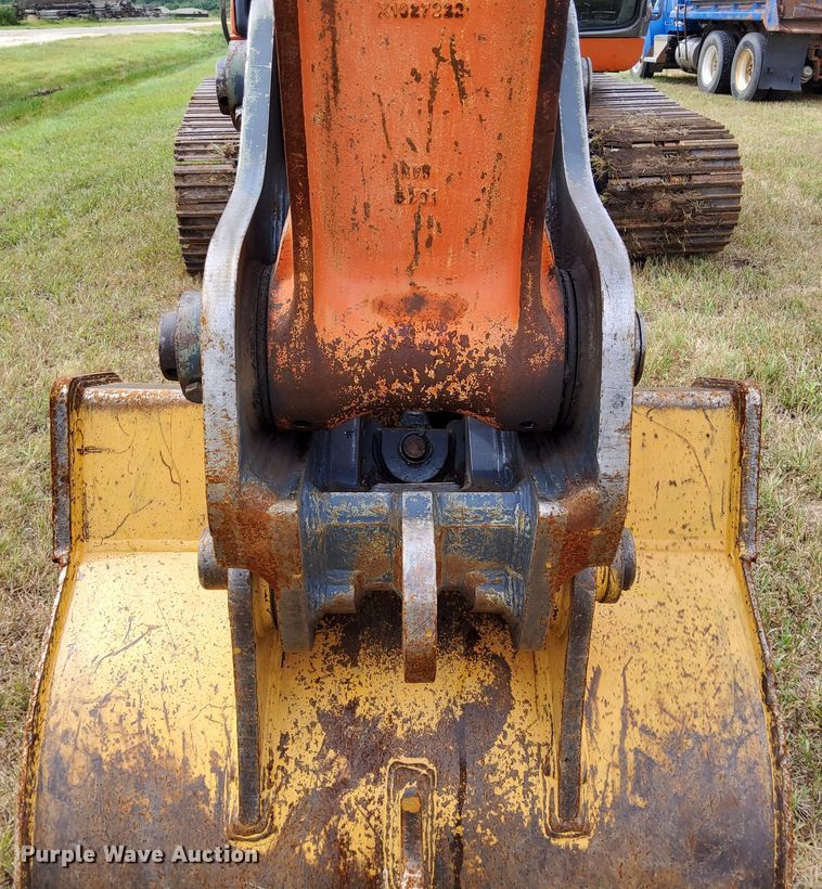 image for item DN1659 2006 Hitachi ZX200LC  excavator