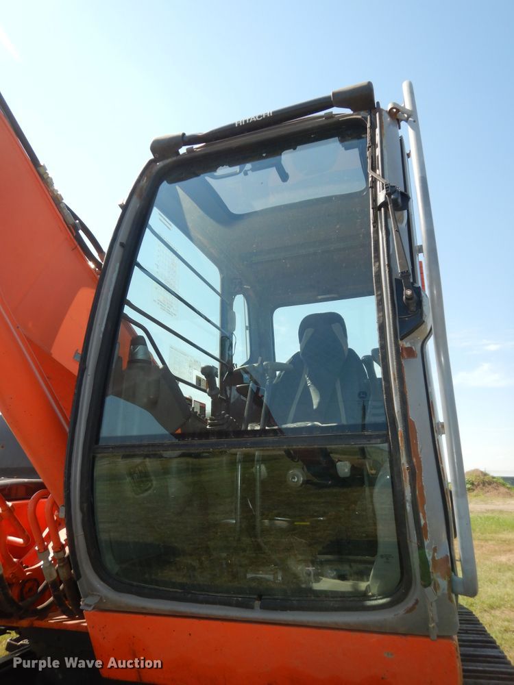 image for item DN1659 2006 Hitachi ZX200LC  excavator