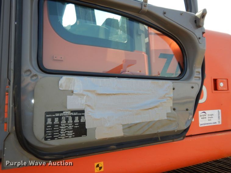 image for item DN1659 2006 Hitachi ZX200LC  excavator