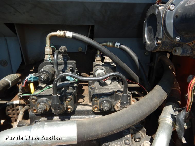 image for item DN1659 2006 Hitachi ZX200LC  excavator