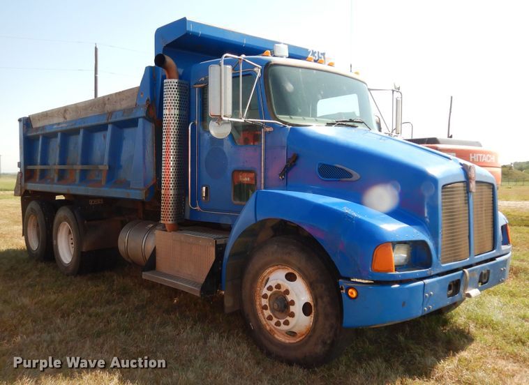 image for item DN1660 2008 Kenworth T300  dump truck