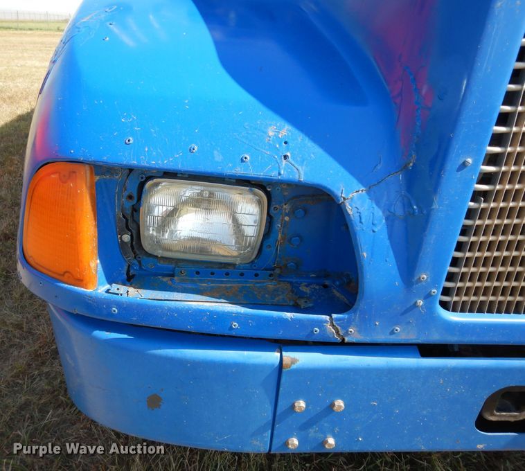 image for item DN1660 2008 Kenworth T300  dump truck