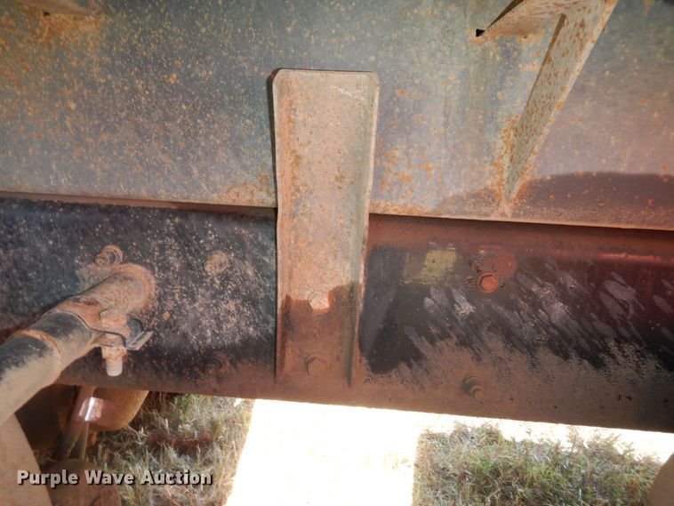 image for item DN1660 2008 Kenworth T300  dump truck