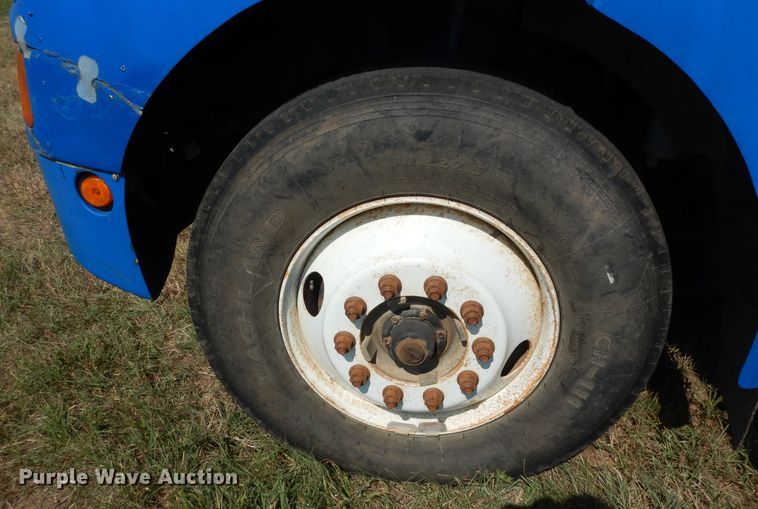 image for item DN1660 2008 Kenworth T300  dump truck