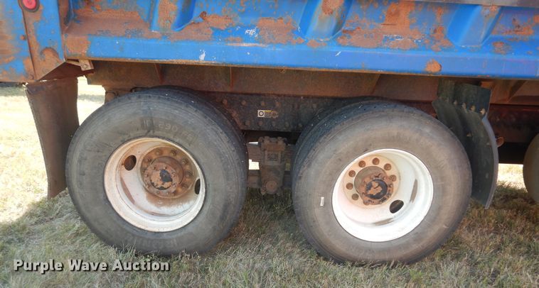 image for item DN1660 2008 Kenworth T300  dump truck