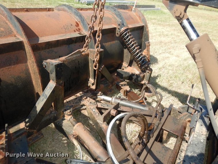 image for item DN1661 1999 International 4900  dump truck