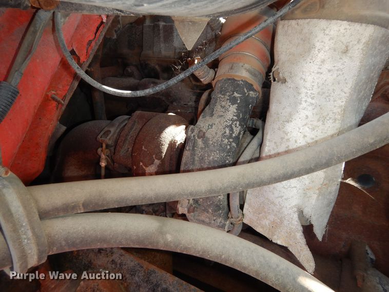 image for item DN1661 1999 International 4900  dump truck