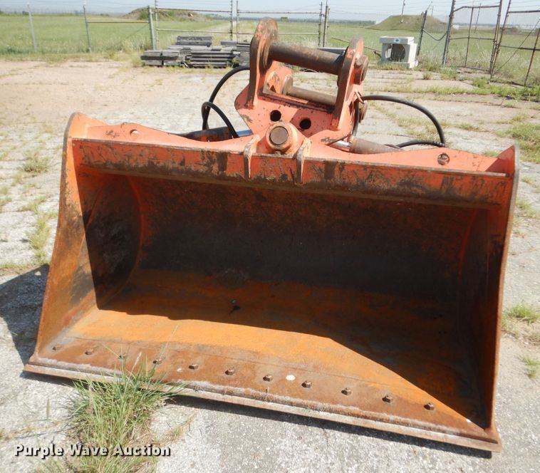 image for item DN1663 JRB  excavator bucket